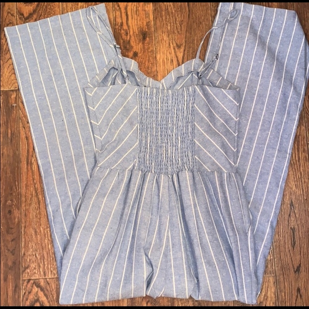 Jumpsuit - Picture 3 of 4